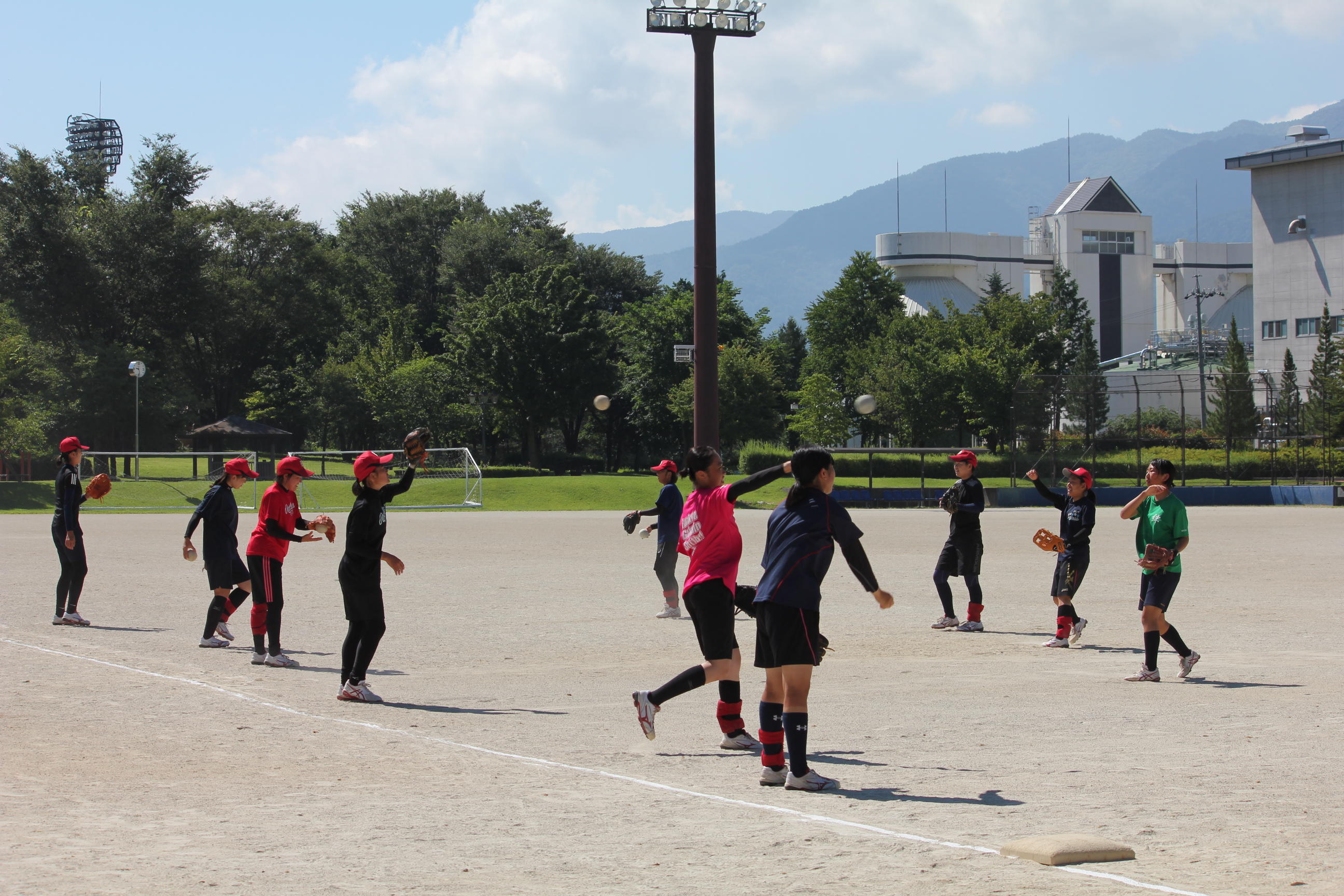 20190810softball5.JPG